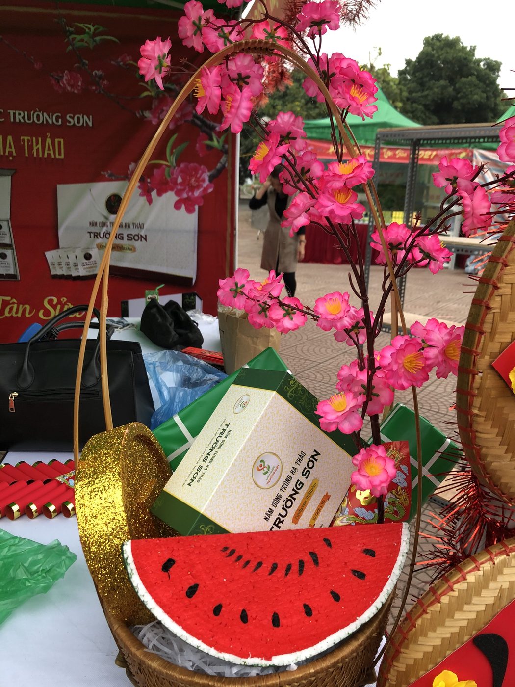 Tet gift basket